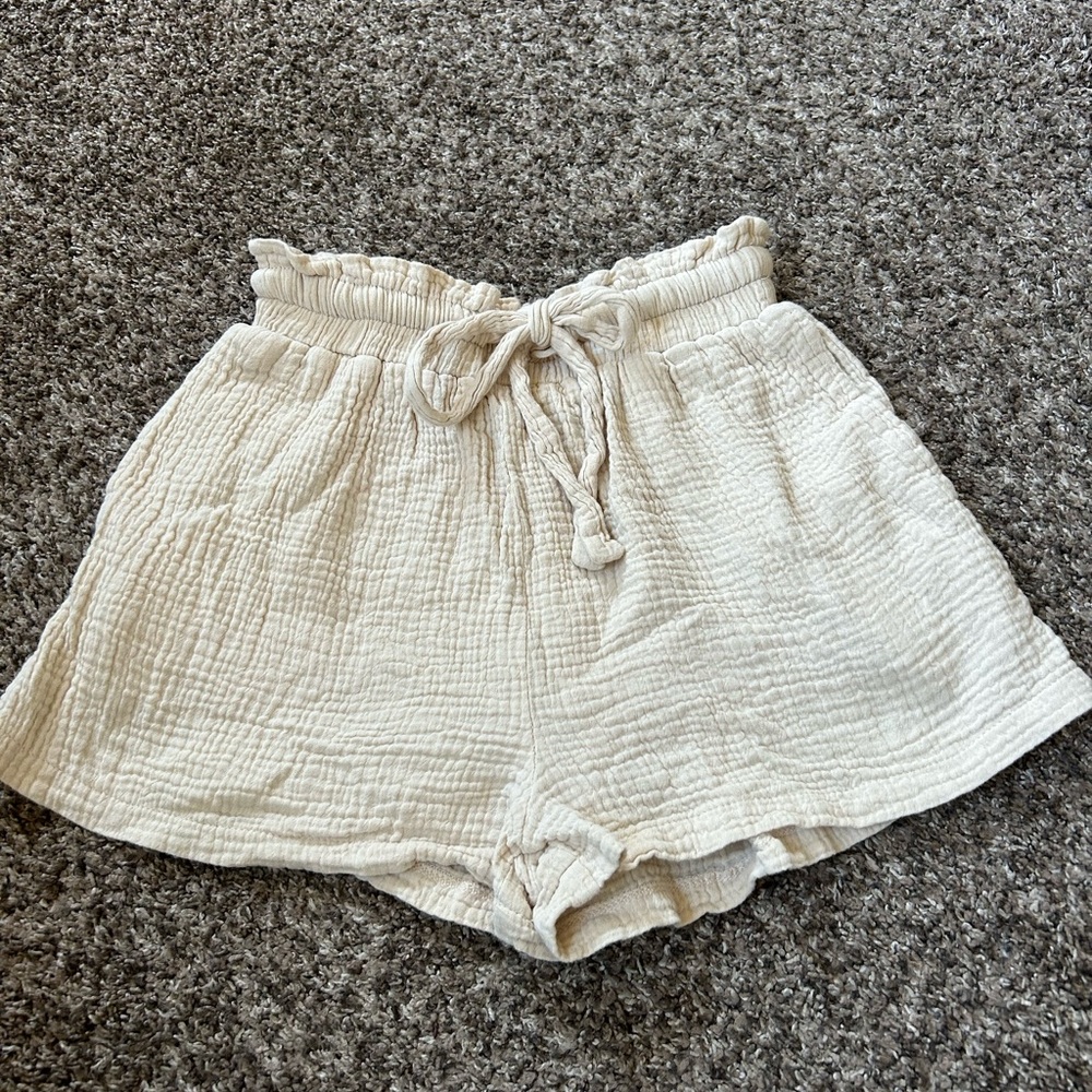 White Fox Boutique Linen Paperbag Short